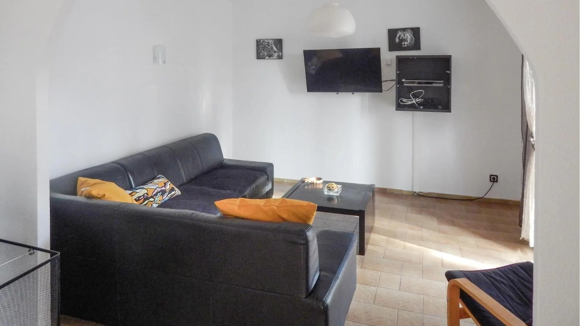 Awesome Home In Pierrelatte With Kitchen Saint-Just-la-Pendue France